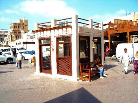 Under the directives of His Highness Shaikh Mohammed Bin Rashid Al Maktoum, Vice President and Prime Minister of the UAE and Ruler of Dubai, Dubai Municipality today announced the completion of a project to revive the traditional markets of Deira and preserve its distinctive architecture.