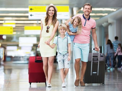 ig Ticket has announce the launch of the holiday giveaway promotion offering Dh10,000 cash prizes for flight tickets.