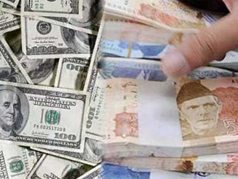 Pakistan rupee falls to record low against US dollar on Wednesday