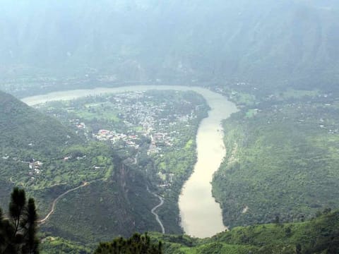 According to the PDMA Punjab, flood water between the range of 125,000 and 175,000 cusecs is expected to reach Ganda Singh Wala village in the district later Monday