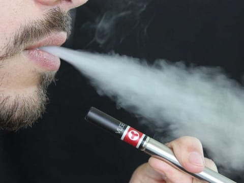 The vaporisation process can transform the molecules into toxic substances.