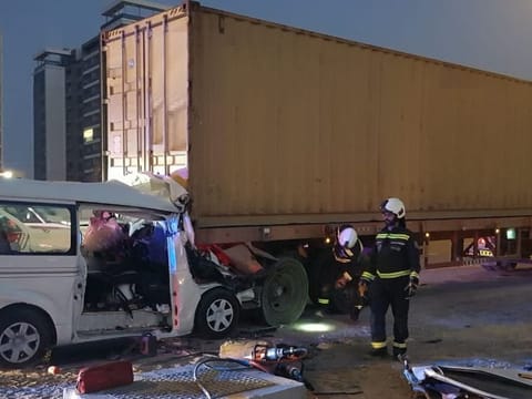 Eight people were killed and six seriously injured on Monday morning in a traffic accident involving a minibus on Mohamed Bin Zayed Road
COURTESY DUBAI POLICE