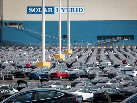 A shipment of Tesla vehicles. On an earnings call, Elon Musk is back on the prediction train, confident that Tesla’s car sales would rev up again in 2025, with deliveries potentially cruising 20 to 30 per cent higher, with cheaper EVs and the robotaxis. While that sounds great, let’s just say Musk’s crystal ball has been known to get a little foggy. Sure, some predictions hit the mark. Others were more “aspirational.”
