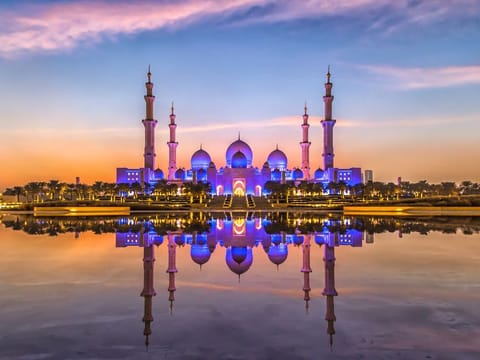Vibrant hues, Sheikh Zayed Grand Mosque Abu Dhabi