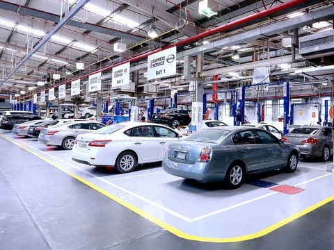 Fine tuning... This year, dealerships will see a decline in parts and after-sales revenues. A turnaround in car sales will likely have to wait until next year and during the Expo.