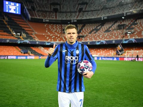 Atalanta midfielder Josip Ilicic celebrates after scoring 4.