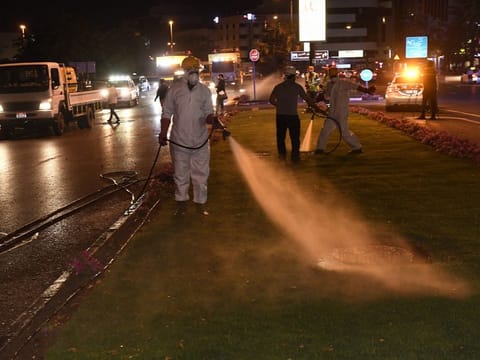 Street cleaning gets underway in Dubai