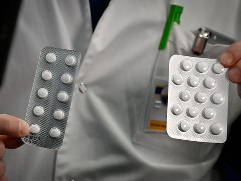 Picture for illustrative purposes: tablets containing hydroxychloroquine, drugs that has shown signs of effectiveness against coronavirus.