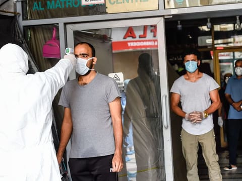 A team of doctor, nuses and paramedics from Aster Clinic in association with Dubai Healthcare city testing residents of Naif area in Deira on Sunday 29 March 2020. Photo: Virendra Saklani/Gulf News