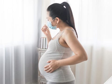 There are currently no data suggesting an increased risk of miscarriage or early pregnancy loss in relation to COVID-19.