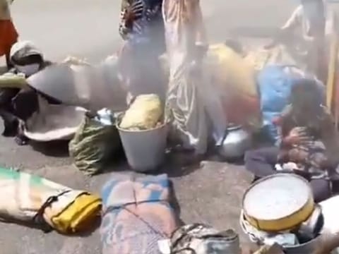 Indian tweeps furious at the mistreatment of poor migrant workers amid lockdown