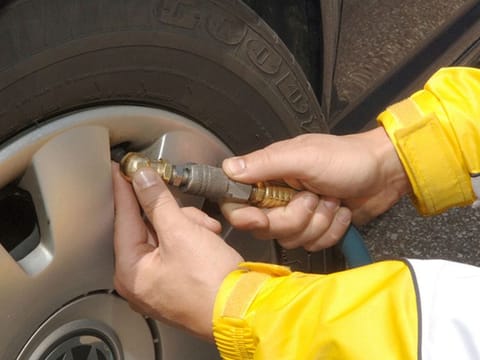 A buyer has the right to have the car replaced if an old defect appears after the purchase. Photo for illustrative purpose only
