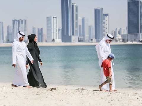 Among today’s cases, 279 were detected among expatriate workers, while 150 were found to have been exposed to active cases and 9 others are travel-related.