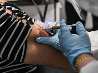 Volunteers flock to COVID-19 vaccine trials in virus hotspot Florida