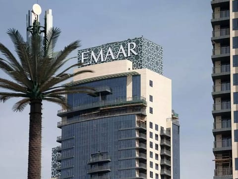 One of Dubai’s largest listed developers, Emaar Properties, is behind some of the UAE’s best-known projects, including Burj Khalifa, Dubai Mall, and a large portfolio of residential, hospitality and retail developments.