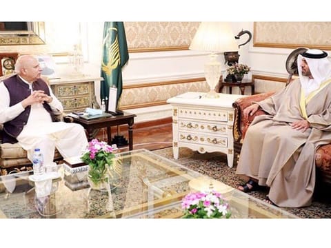 UAE Ambassador to Pakistan Hamad Obaid Al Zaabi meets the Governor of Punjab Mohammad Sarwar at Governor House Lahore to discuss collaboration in varied fields.