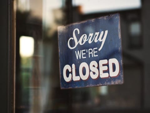 The steps you need to follow to close a business in the UAE.