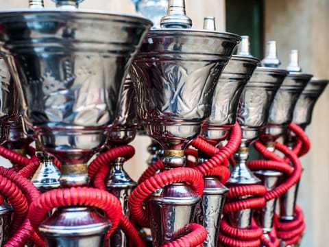 A Dubai court has ordered a man to pay Dh20,0000 compensation for accidentally causing woman’s death in a shisha fire in Dubai