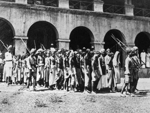 Muslim rebels captured by British police