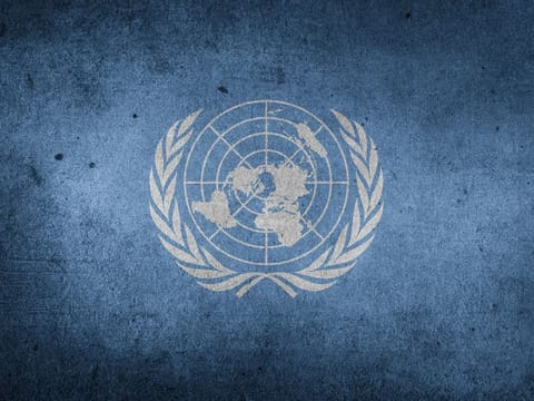 UN