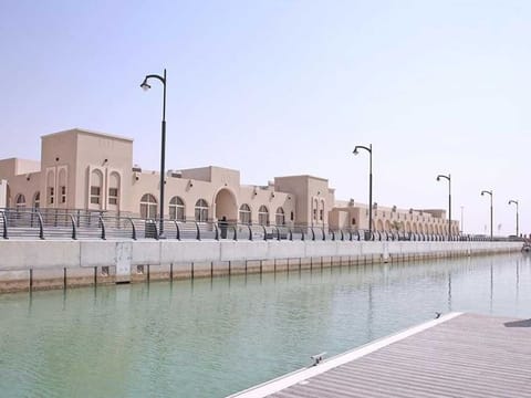 The new Sharjah Fruit and Vegetable Market in Al Hamriyah has been completed.