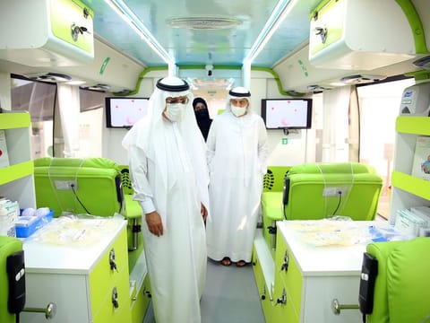 DHA and Dubai Holding jointly launched the state-of-the-art blood donation bus.