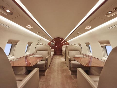 Private jet rates are holding steady, but the UK's retention of the UAE on its 'red list' and mandatory quarantining has led to demand caving in.