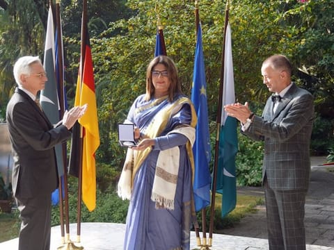 Pakistani transgender activist Nayyab Ali has been awarded the Franco-German Prize for Human Rights in recognition of her efforts to improve the lives of transgender community.