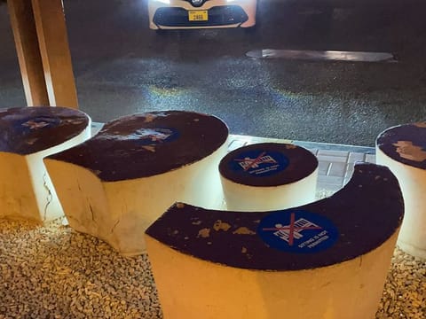 Dubai Municipality has allowed malls to bring back the seats that had been ordered to be removed or closed to prevent the spread of COVID-19 since April 2020.