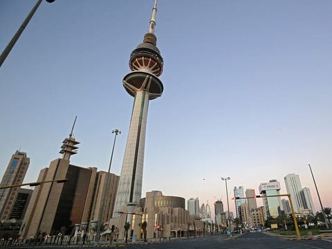 The Public Authority of Manpower (PAM) has issued an administrative circular extending the related grace period until March 31, PAM Director-General Ahmed Al Mussa added in media remarks.