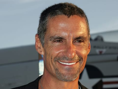Cliff Simon
