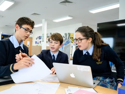 DIDI’s Project Design Space offers student an opportunity to work on real design projects for actual clients, including government bodies, corporates and non-profit organisations.