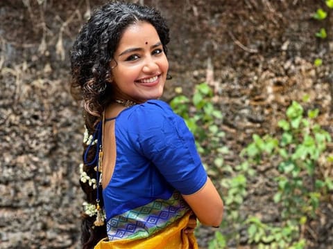 Insta/anupamaparameswaran96