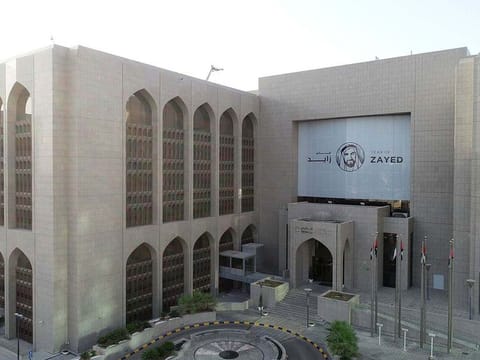 Banks and finance companies expect credit conditions to remain robust for the personal lending segment, the Central Bank's survey said.