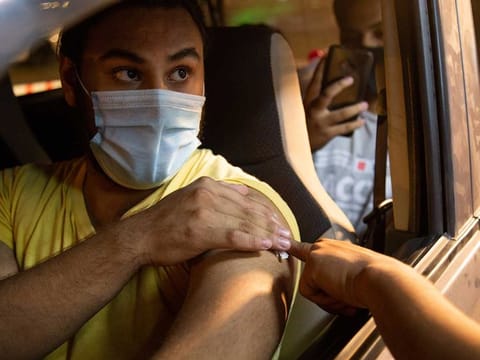 The Sindh CM said on the occasion that the pandemic had emerged as a serious issue and a strong healthcare system was required to deal with this emergency.