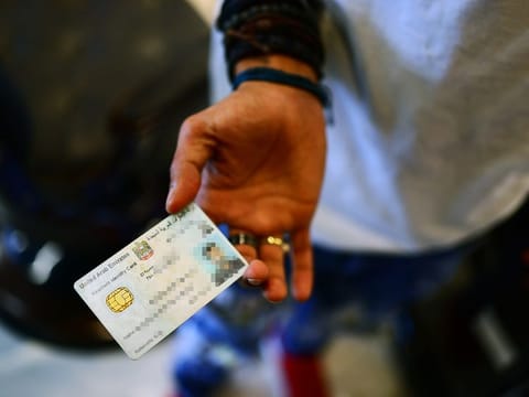 Emirates ID card