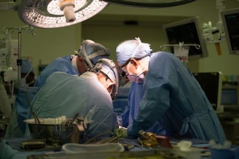 Surgeons perform a kidney transplant at Cleveland Clinic Abu Dhabi.