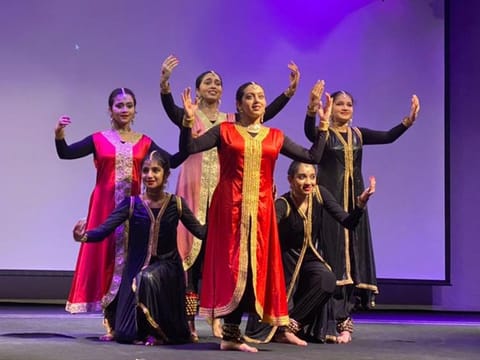 A Kathak dance performance being presented by students of Gurukul Studio, Dubai, during the ‘Art & Craft Exhibition Series’, at the Indian Consulate Auditorium on Thursday.