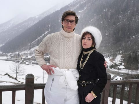 Adam Driver (Maurizio Gucci) and Lady Gaga (Patrizia Reggiani) in House of Gucci