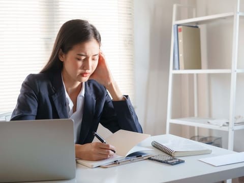 Do you need a sick leave certificate in the UAE? What employees should know