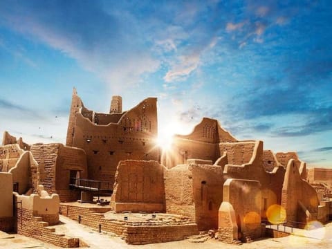Diriyah is the second Saudi Arabian city to be named Capital of Arab Culture. The Royal Diriyah Opera House, an avant-garde cultural institution in the Kingdom, will be nestled near the Unesco World Heritage Site of Al Turaif in Diriyah.