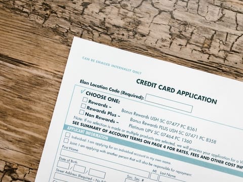 Risks to keep in mind when co-signing a new credit card application for a friend or family member