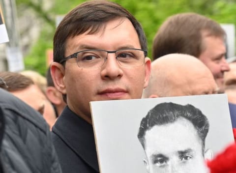 The picture taken on on May 9, 2019 shows a former MP Yevgen Murayev taking part in pro-Russian action Immortal Regiment march during Victory Day celebrations in Kiev.