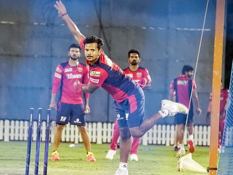 Saurabh Kumar, a surprise pick in the Indian Test squad for the home series against Sri Lanka, tosses one up at the nets for Punjab Kings in IPL last year.