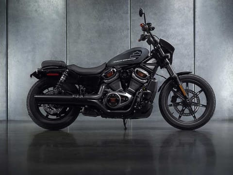 The powertrain is a liquid-cooled, 60-degree V-twin with a torque band that keeps flat across the power band.