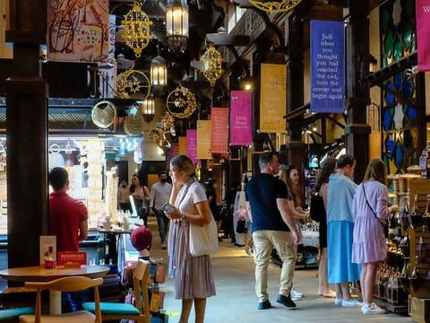 Tourists visiting Dubai can get a free sim card and a special discount card and UAE-based airlines – Etihad and Emirates, also allow passengers to get discounts when visiting the UAE at popular tourist spots in the country. Picture used for illustrative purposes.