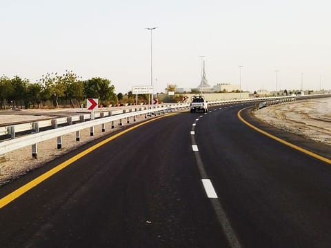 Saih Al-Dahal Road Improvement Project links Saih Al-Salam Road with the Mohammed bin Rashid Al Maktoum Solar Park.