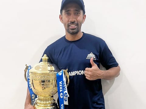 Trophy time: Wriddhiman Saha was all praise with the way Hardik Pandya rallied a new team during their campaign.