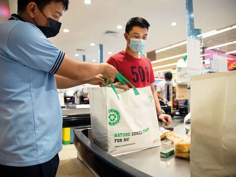 The move to charge single-use plastic bags has prompted UAE residents to turn to reusable bags for grocery shopping.