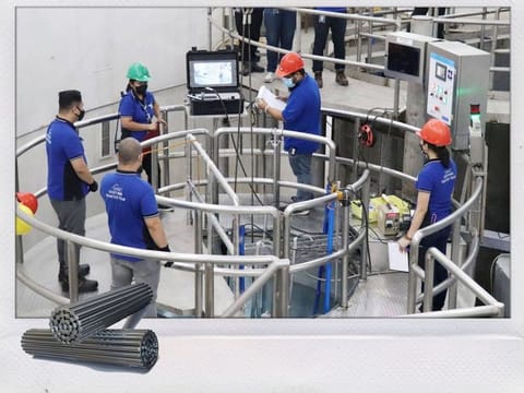 SWITCH ON: Using a digital monitor for their guide, staff at the Philippine Nuclear Research Institute (PNRI) lower the nuclear fuel rods into the core of the nuclear reactor, off Commonwealth Avenue, Diliman, Quezon City in Manila on June 20, 2022. It was the first time in more than 30 years, that the Philippines switched on a nuclear reactor research facility.